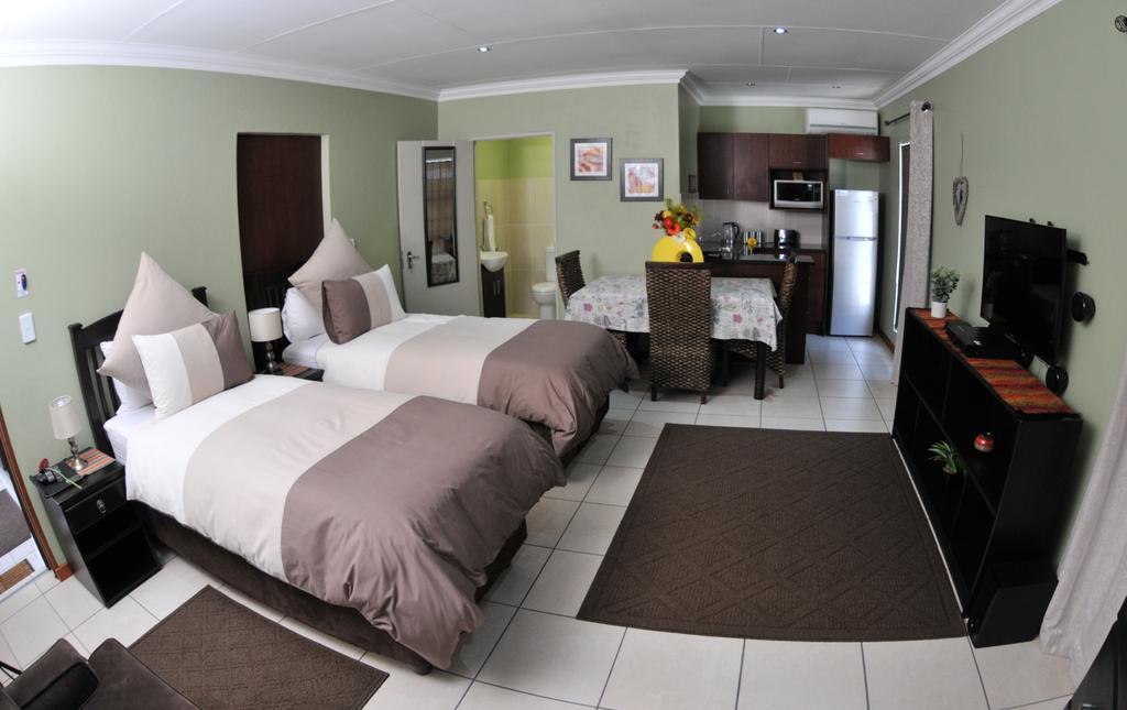 Summer Garden Guest House Benoni Ngoại thất bức ảnh